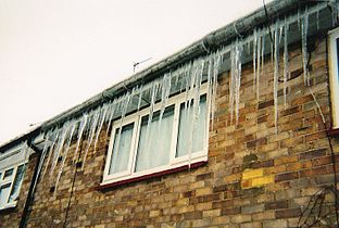 Icicles in Banbury, UK, December 2010