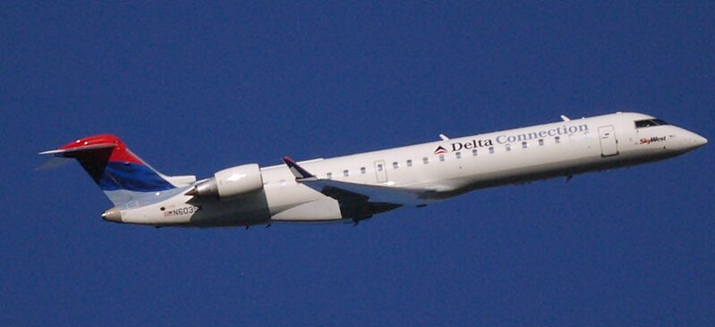 Файл:Delta Bombardier 20071027.jpg