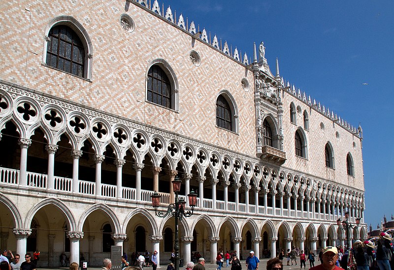 File:Doges Palace 7 (7242840168).jpg