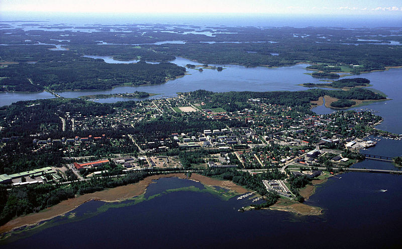 Файл:Ekenäs centrum.jpg