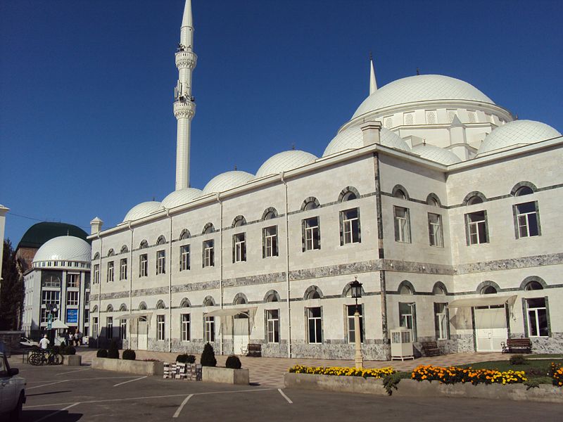 Файл:Makhachkala mosque 7.jpg