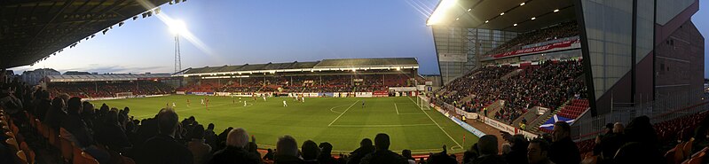 Файл:Aberdeen PittodrieStadium.jpg