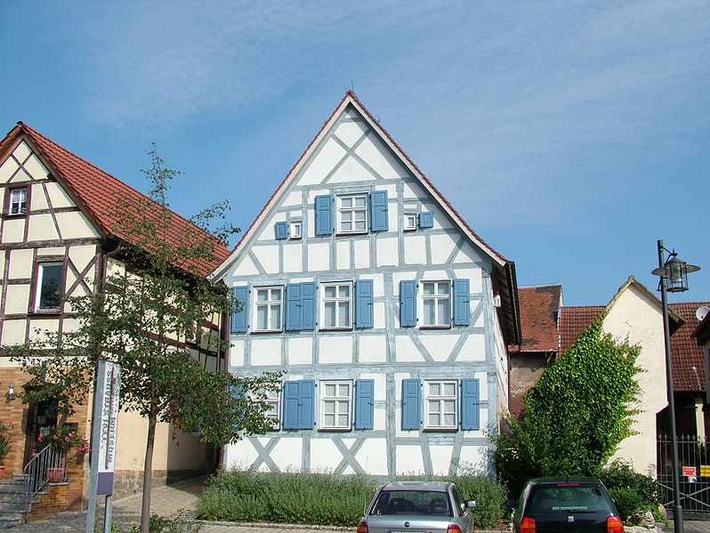 File:Buttenheim Levi Strauss Haus.jpg