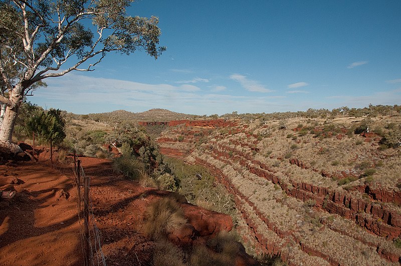 File:Dales Gorge, WA.jpg