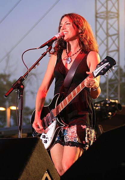 File:Hoffs-2006.jpg