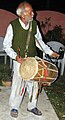 Tambor dholi, de la India.