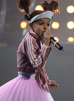 Ksenia Sitnik, ganadora del festival de 2005, por Bielorrusia.