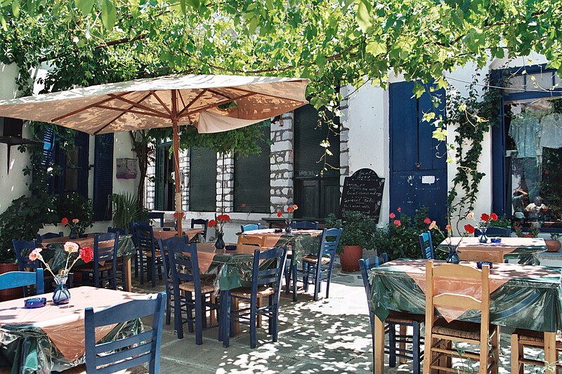 Файл:Naxos Taverna.jpg