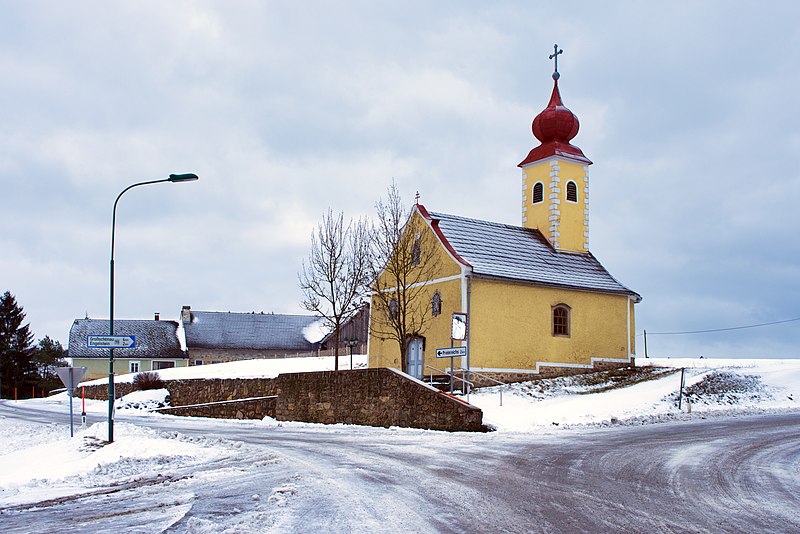 File:Ortskapelle Großotten 2019.jpg