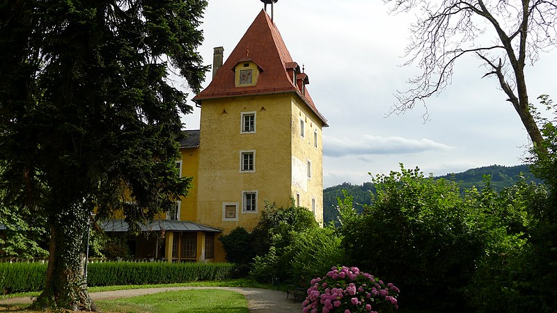 File:Stift Millstatt Turm.jpg