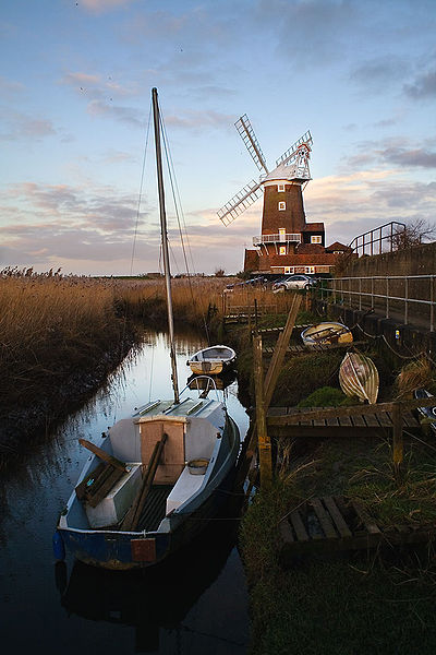 File:Cley Mill, Norfolk.jpg