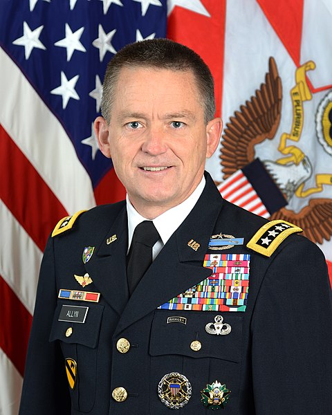 File:Gen. Allyn 2014 2.jpg