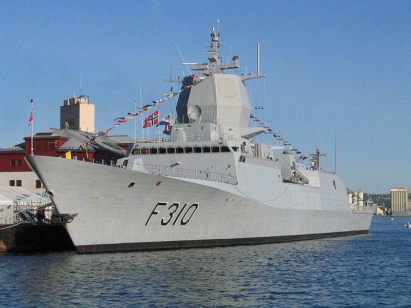 Файл:KNM Fridtjof Nansen-2006-06-01-side.jpg