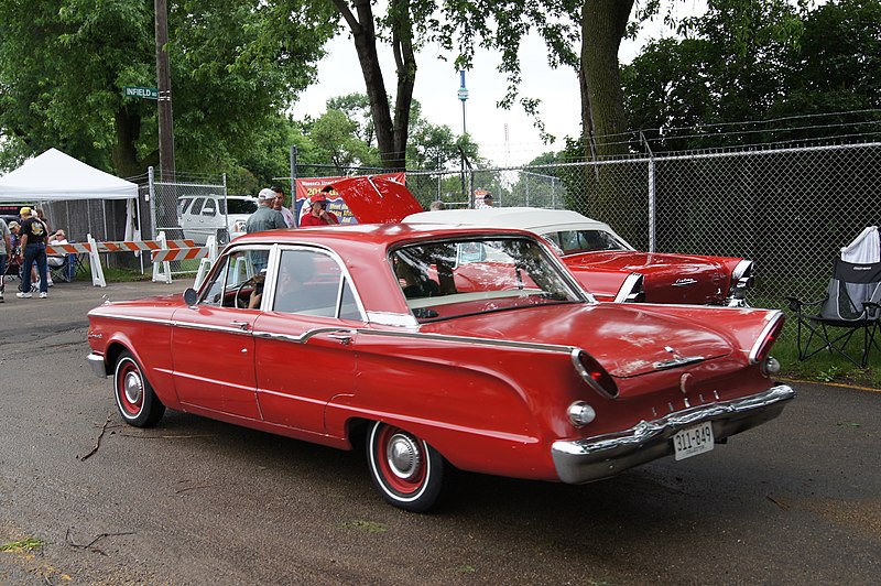 File:60 Mercury Comet (9127334593).jpg