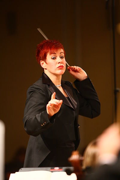 File:Conductor Tetiana Kalinichenko.jpg