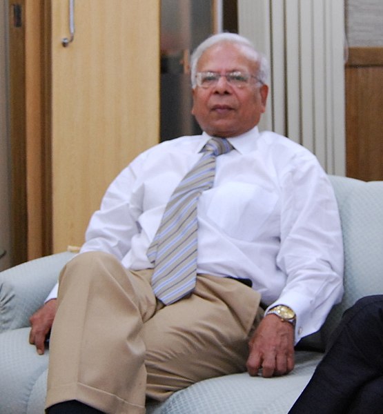 File:Dr. Ishrat Husain (cropped).jpg