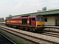 60019 runs through Cardiff Central