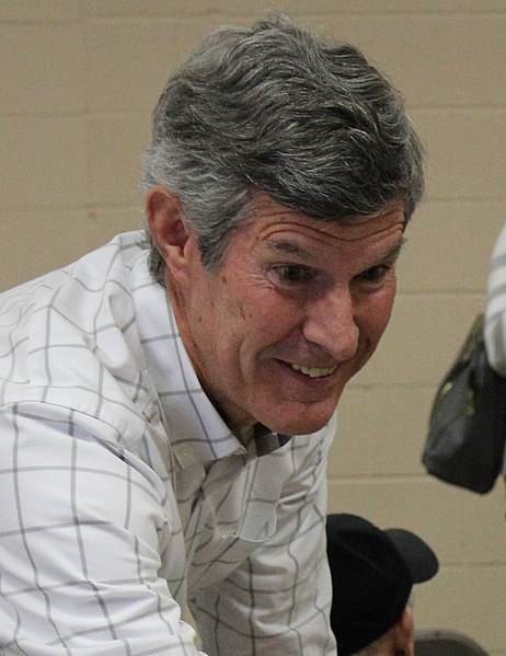 File:Fred Hubbell (cropped).jpg