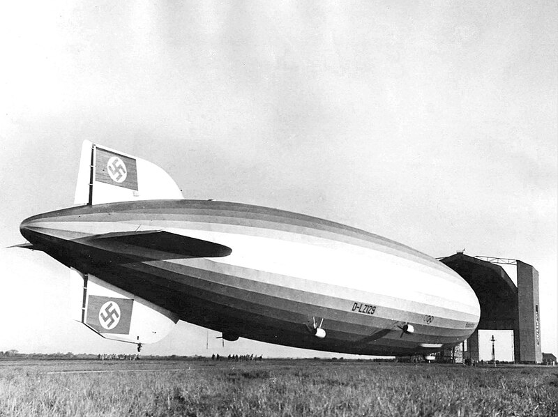 File:Hindenburg in Rio 1936.jpg