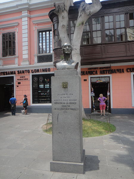 Archivo:Perez Aranibar Lima.jpg