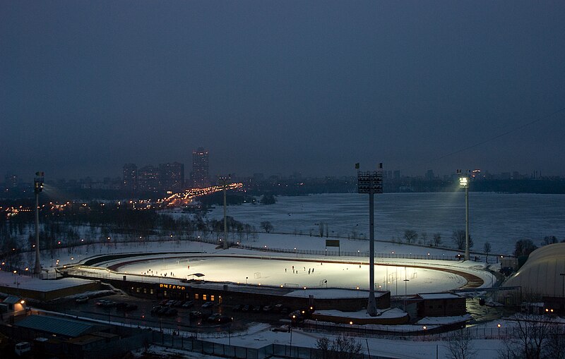 Файл:Strogino Stadion Yantar.jpg