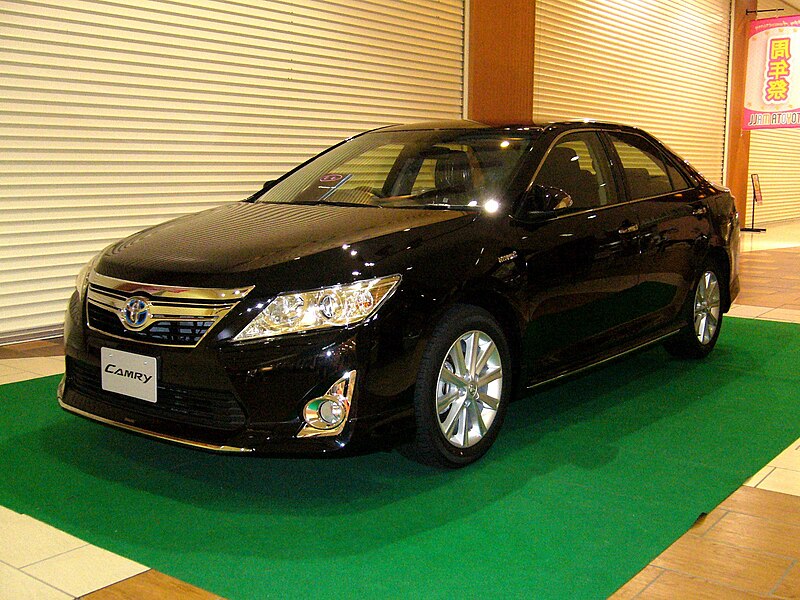 Файл:TOYOTA CAMRY AVV50 01.jpg