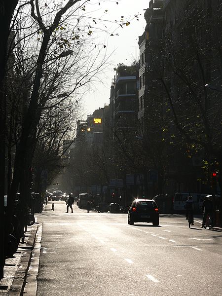 Archivo:Carrer de València (4277809220).jpg