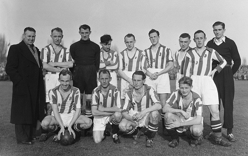 Файл:Heerenveen elftal (19-02-1950).jpg