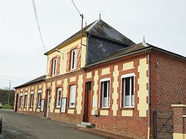 The town hall in Quincampoix-Fleuzy