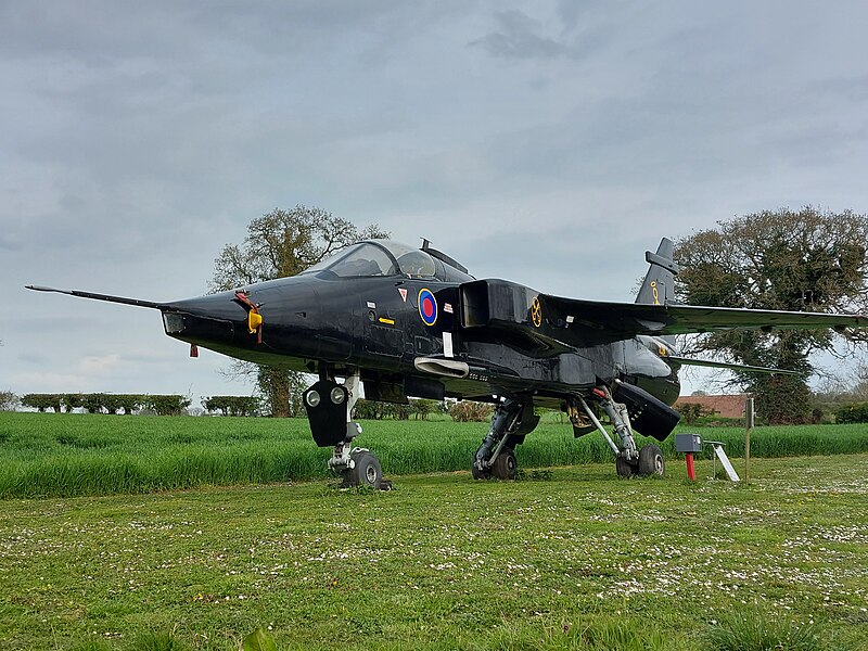 File:SEPECAT Jaguar GR3 XZ394.jpg