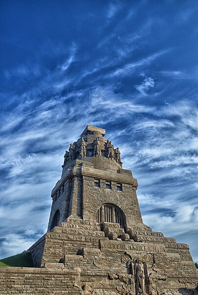 File:Völkerschlachtdenkmal Leipzig HDR.jpg