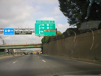 Interstate 95 approaching U.S. 1 from the Woodrow Wilson Bridge.