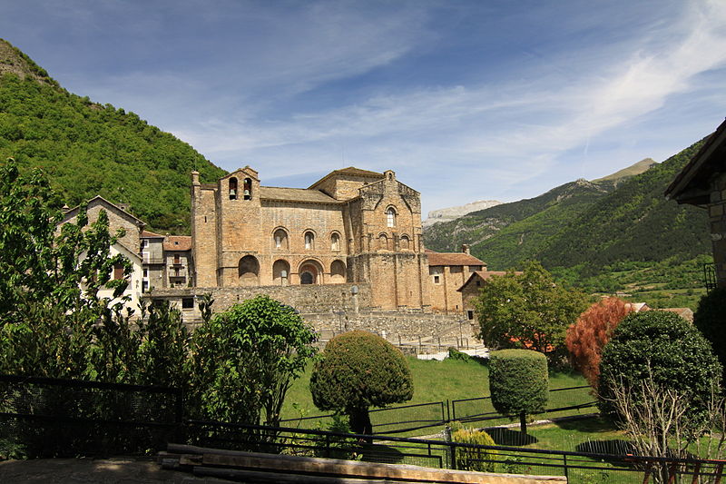 Archivo:Monasterio de Siresa. Huesca.jpg