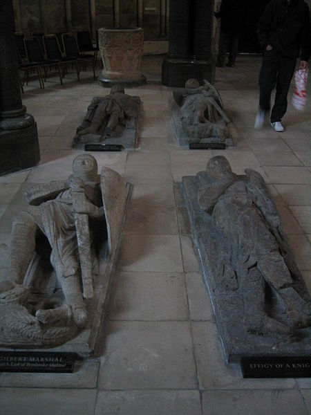 Файл:TempleChurch-Effigies.jpg