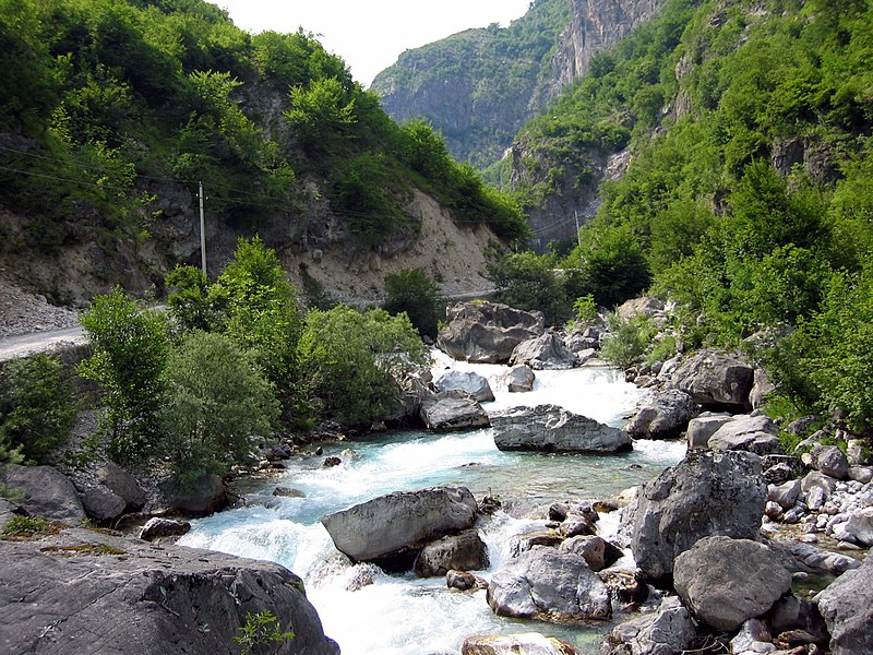 Файл:Valbona.jpg