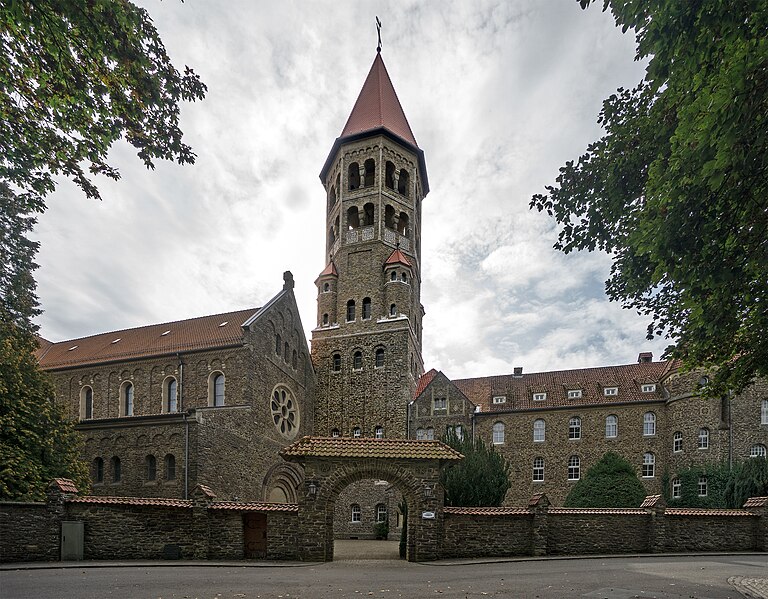 File:Abbaye de Clervaux 01.jpg