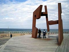 Escultura de Jorge Oteiza en San Sebastián