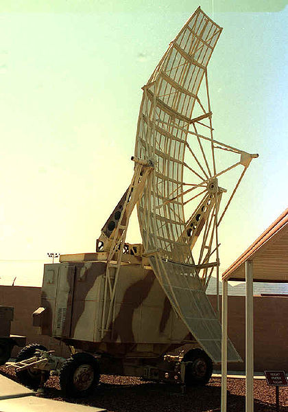 File:PRV-11 "Side Net" radar.jpg