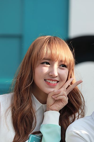 File:160618 우주소녀 직찍 07.jpg