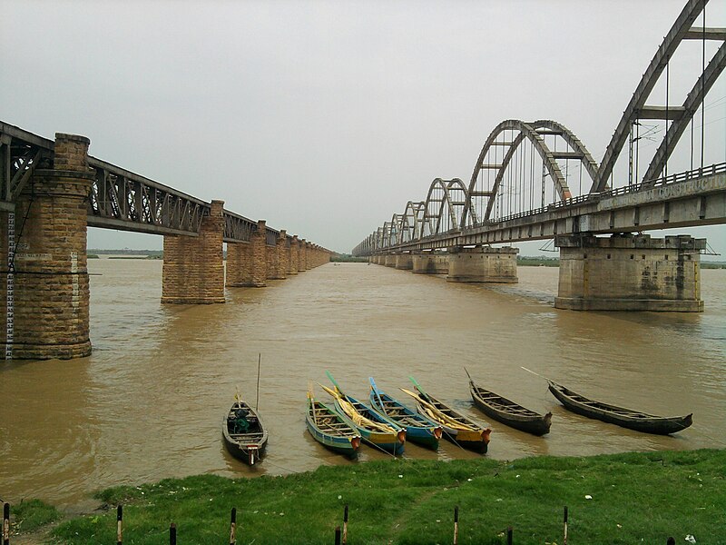 Файл:Godavari Bridge.jpg