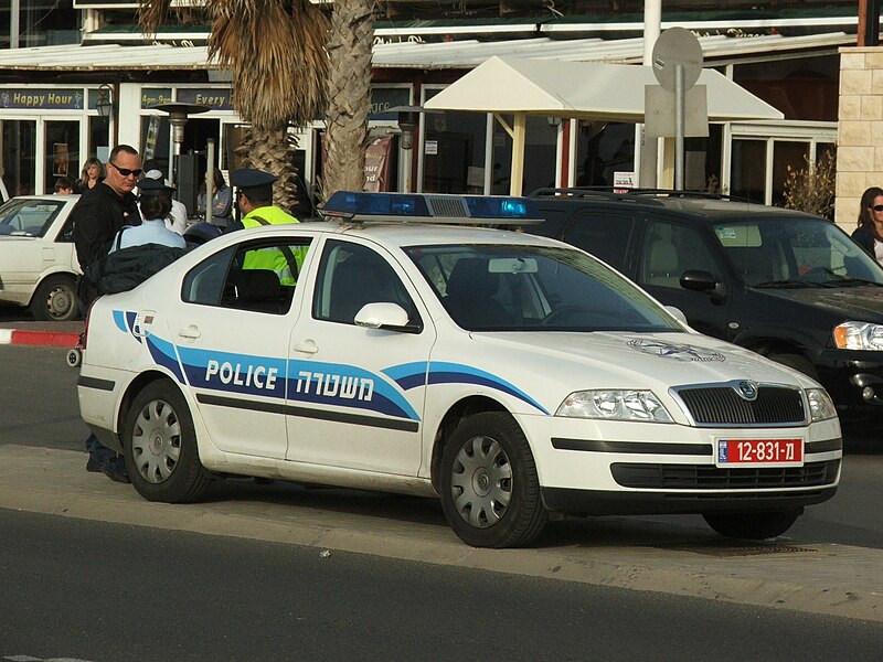 Файл:Israeli police Skoda 6921.JPG