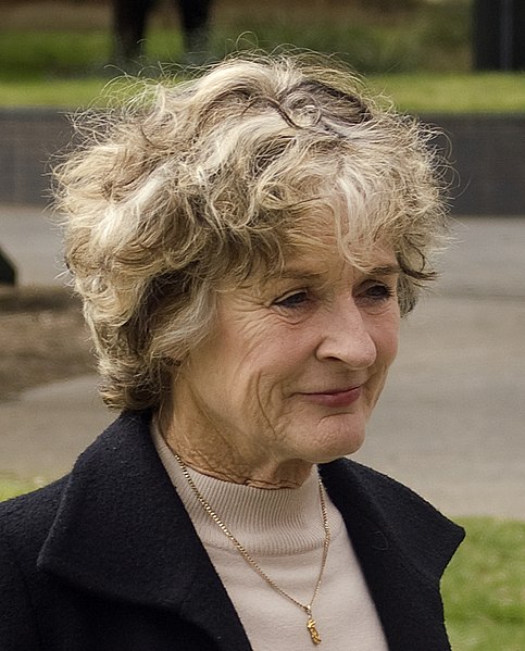 File:Judy Nunn (cropped).jpg