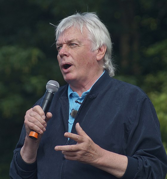 File:David Icke in 2013.jpg