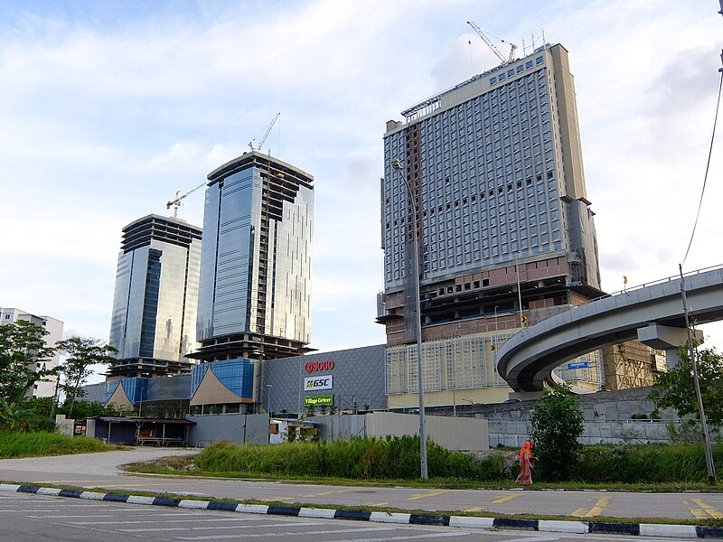 File:Mid Valley Southkey.jpg