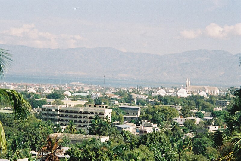 Archivo:Port au prince-haiti.JPG