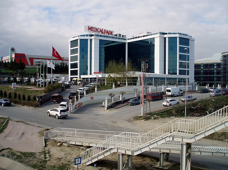 File:SilivriMedicalParkHospital.JPG