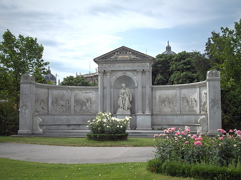 File:Wien.Volksgarten09.jpg