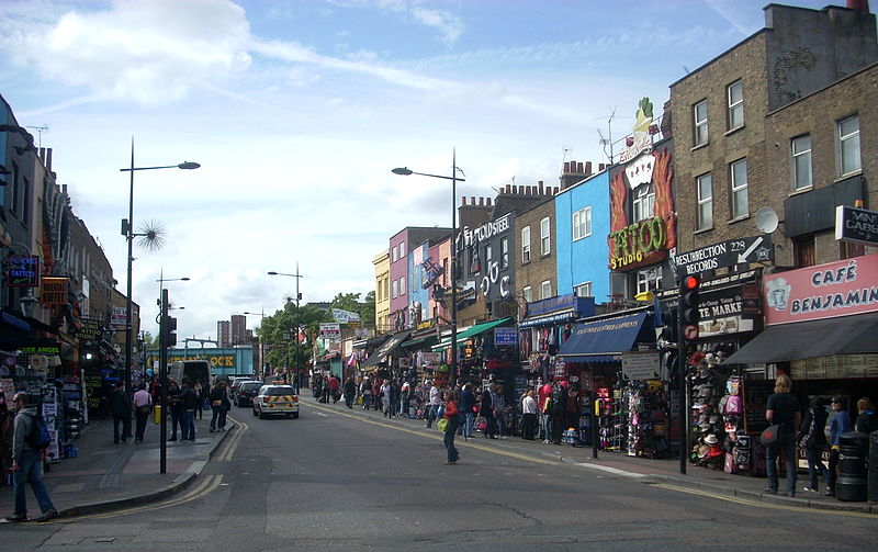 Файл:Camden High Street 2009.JPG