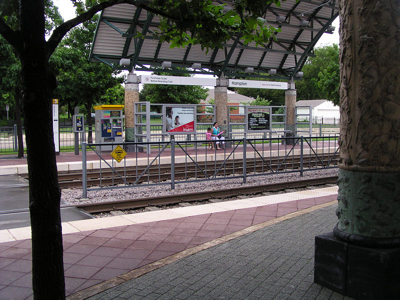 File:Hampton Station 1.jpg