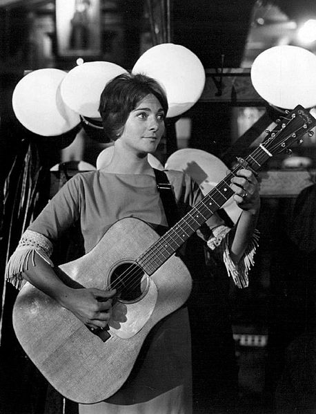 File:Judy Collins Hootenanny 1963.jpg